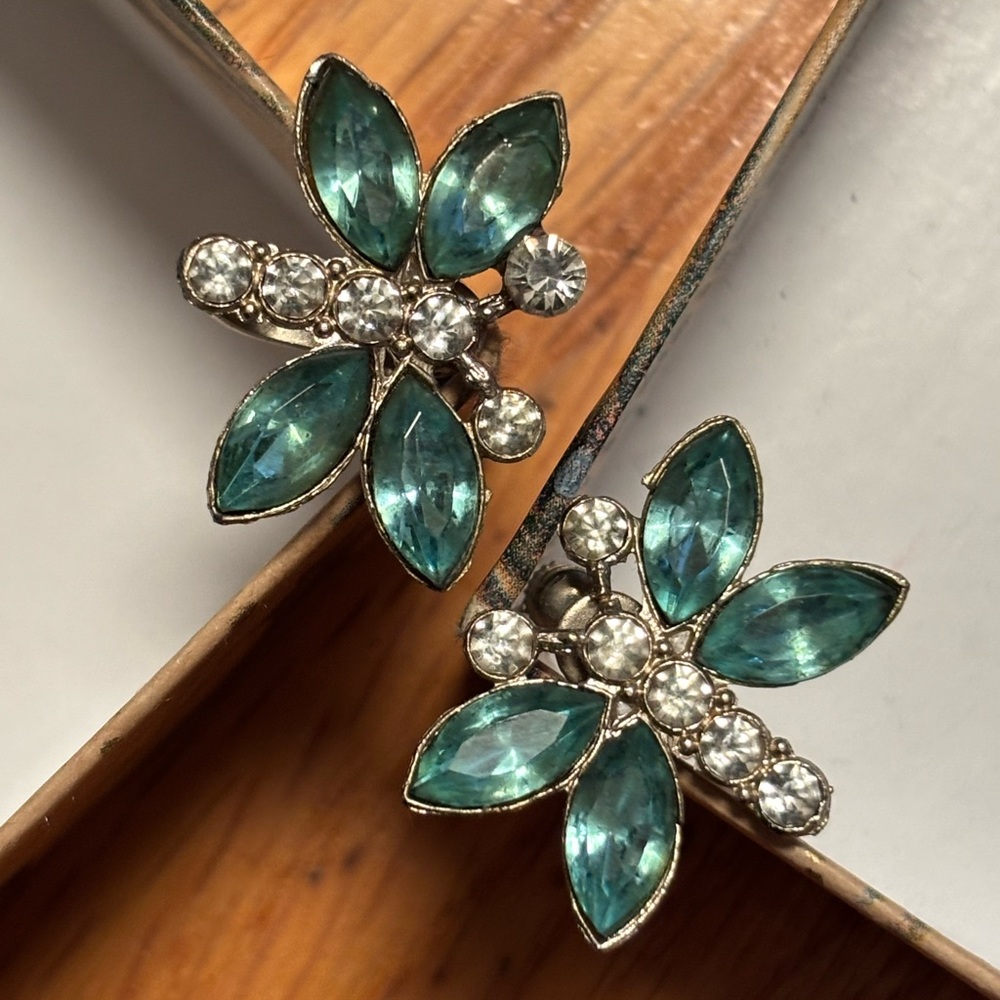Vintage Dragonfly Screw-Back Earrings